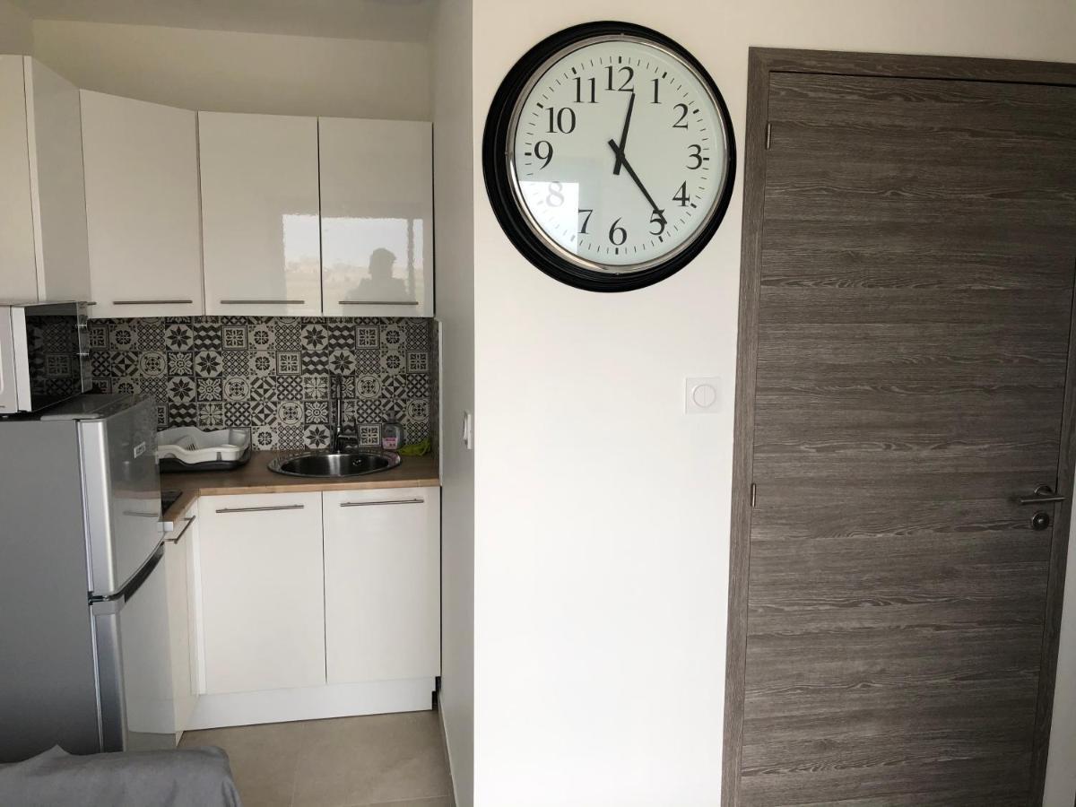 Appartement Avec Spa-Avril A Sept-Camargue 4 Personnes Saint-Laurent-dʼAigouze Eksteriør billede